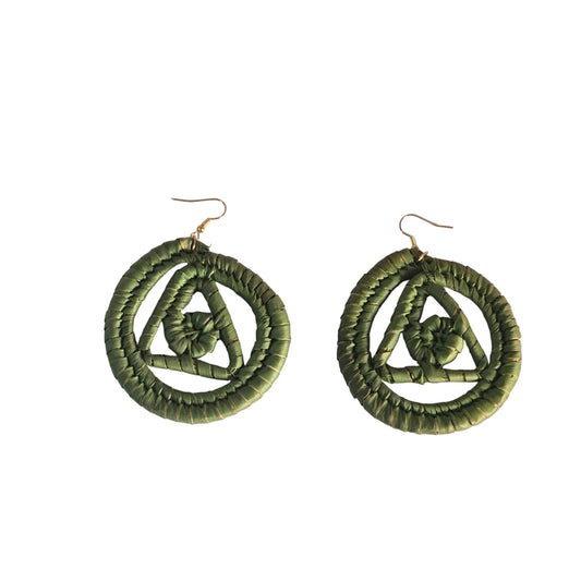 Green circular raffia  earrings 