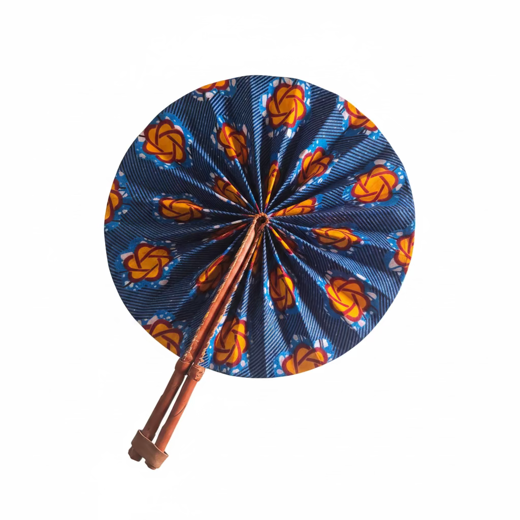 Foldable fabric fan 